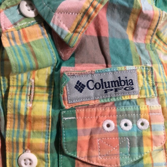 Columbia pfg shorts one piece outfit - Picture 6 of 7